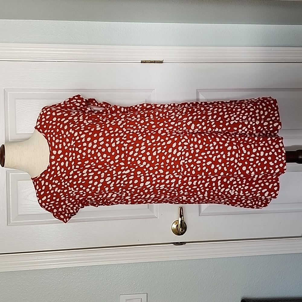 NO TAG, WOMAN'S TIERED DRESS.